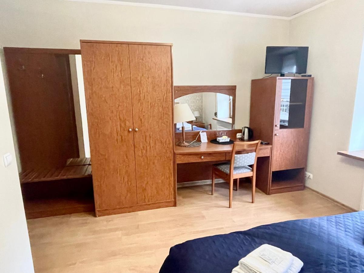 Bed and Breakfast Gosciniec Witomino à Gdynia Extérieur photo