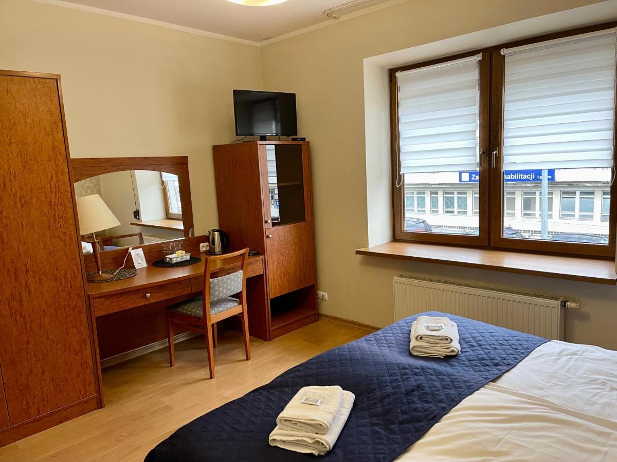 Bed and Breakfast Gosciniec Witomino à Gdynia Extérieur photo