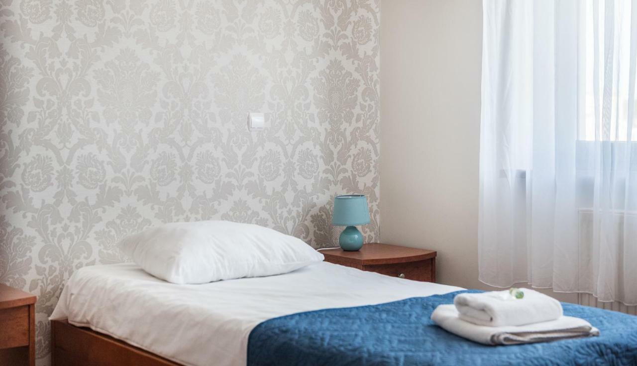 Bed and Breakfast Gosciniec Witomino à Gdynia Extérieur photo